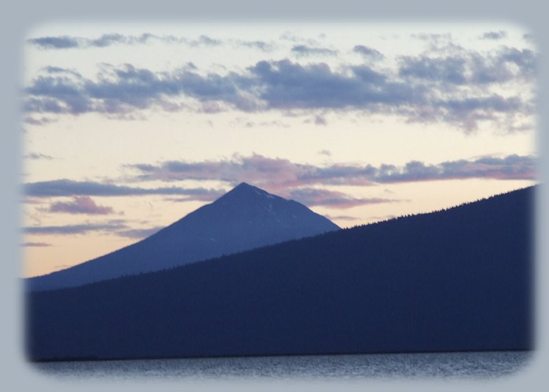 inspirational writings, spiritual inspiration, thoughts for the day, poetry, prose, stories: higher self, personal growth, spiritual encounters, out of body experiences and white light experiences, from Brad Kalita, founder of gathering light ... a retreat located near crater lake national park in southern oregon.